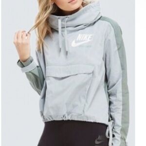 Nike Windbreaker